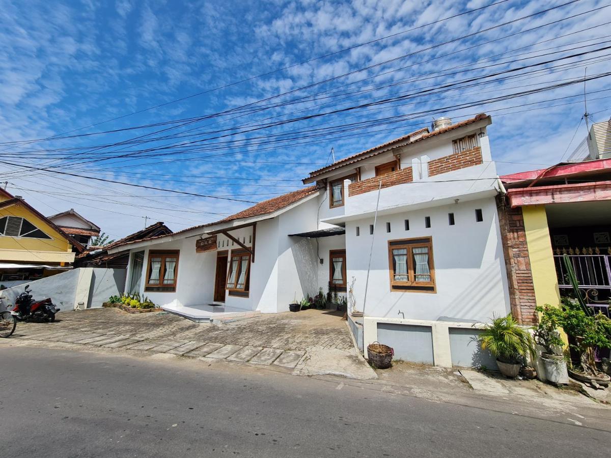 Brb Guesthouse Banyuwangi  Extérieur photo